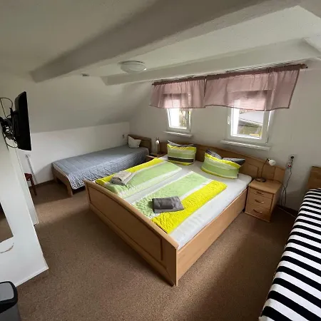 Alpenrose ゲストハウス